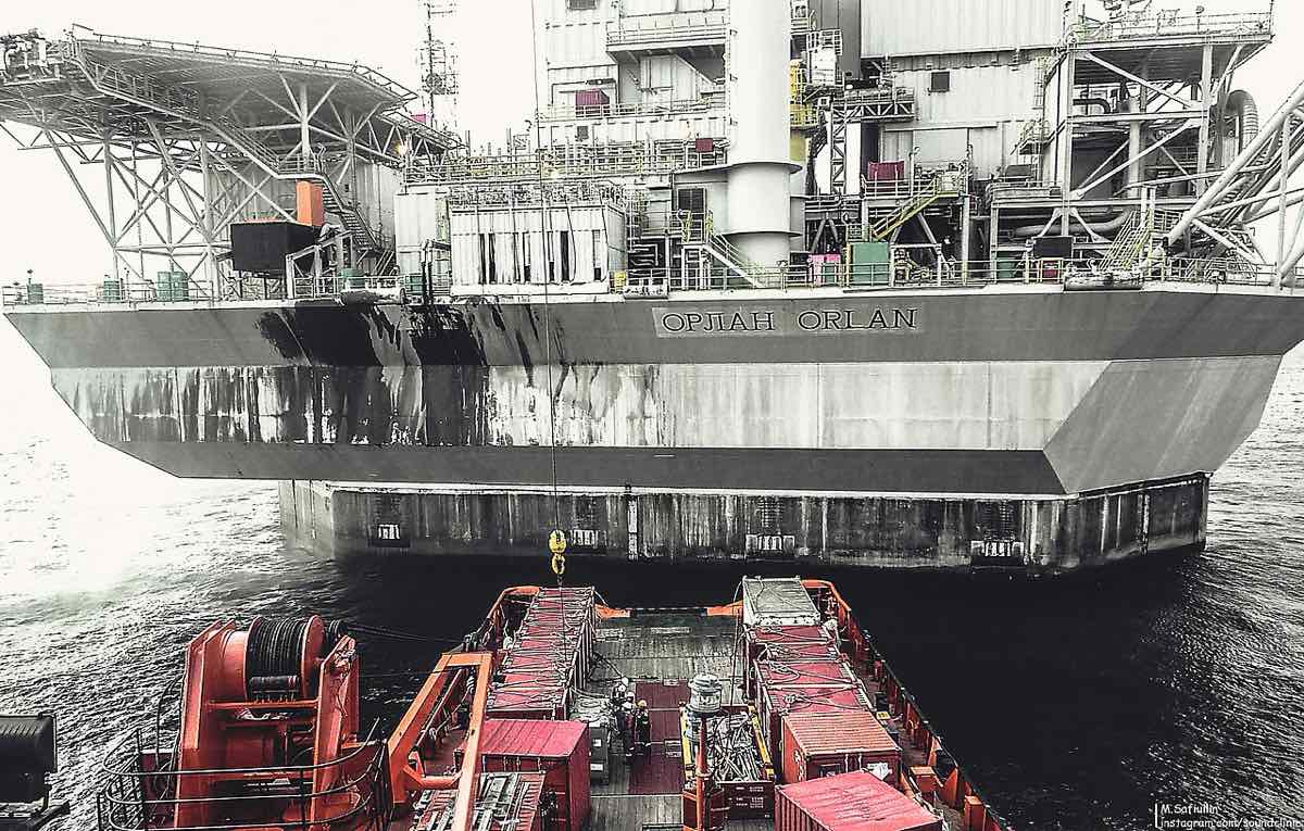 offshore oil platform Black Sea