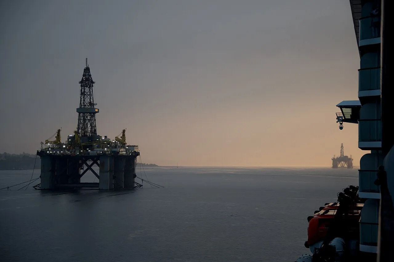 oil drilling rig